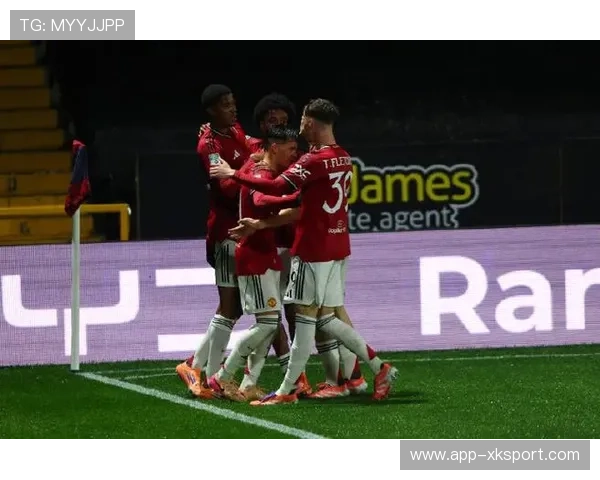 曼联U21助教霍斯曼离职，青训团队人事变动频繁