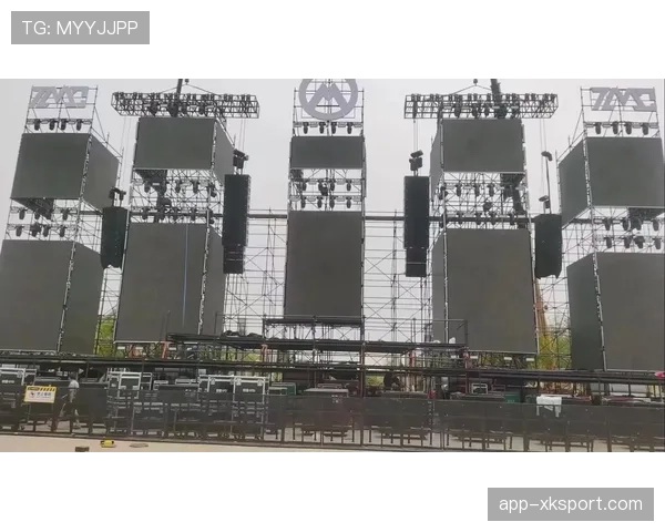 为申办2026年欧国联决赛，法兰克福球场启动灯光与音响系统升级工程